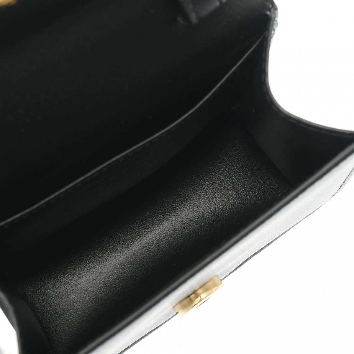 セリーヌ ミニチェーンバッグ トリオンフ ブラック シャイニー