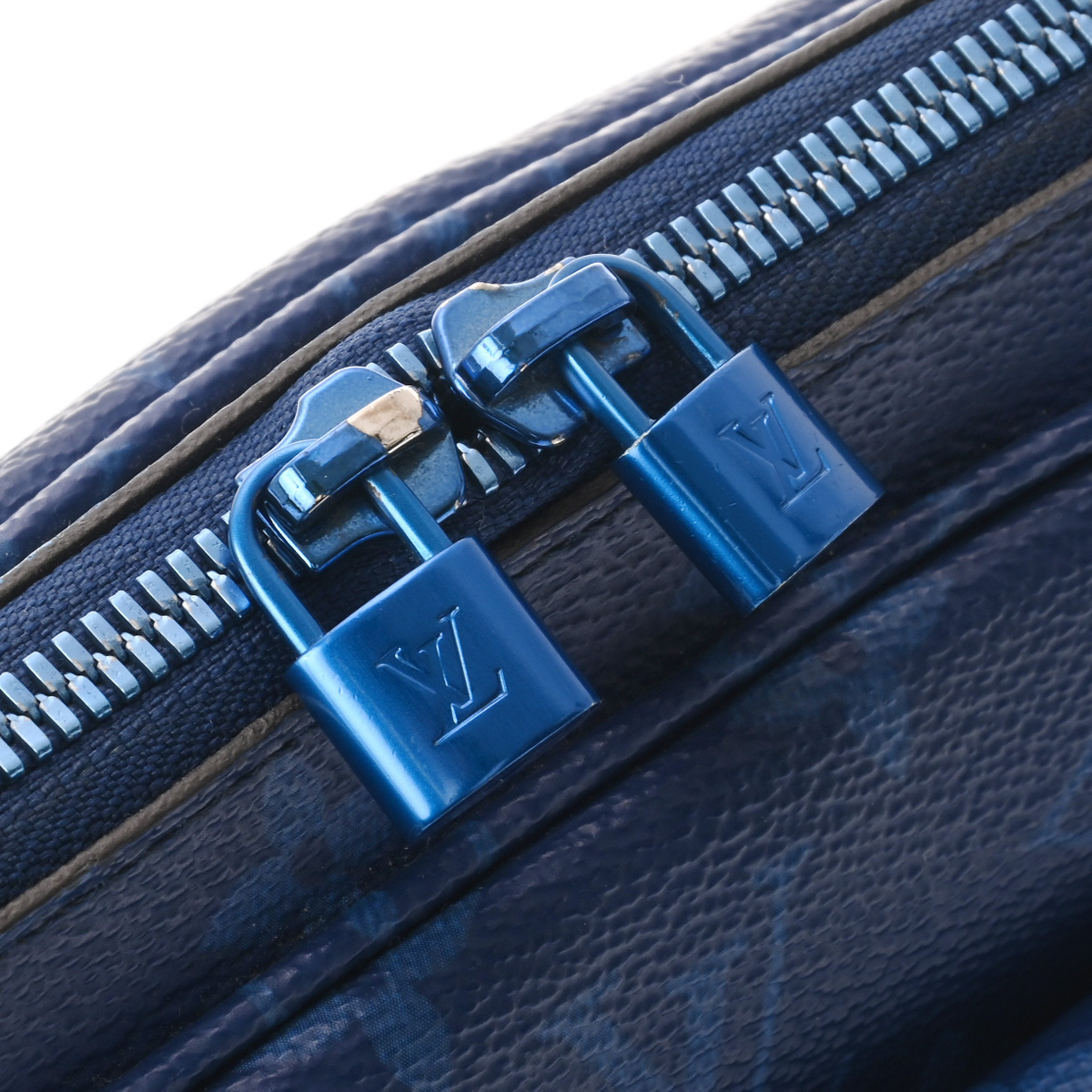 LouisVuittonルイヴィトン メッセンジャー ボスフォールPMモノグラム 楽天市場】（美品）ルイヴィトン LOUIS VUITTON メッセンジャー