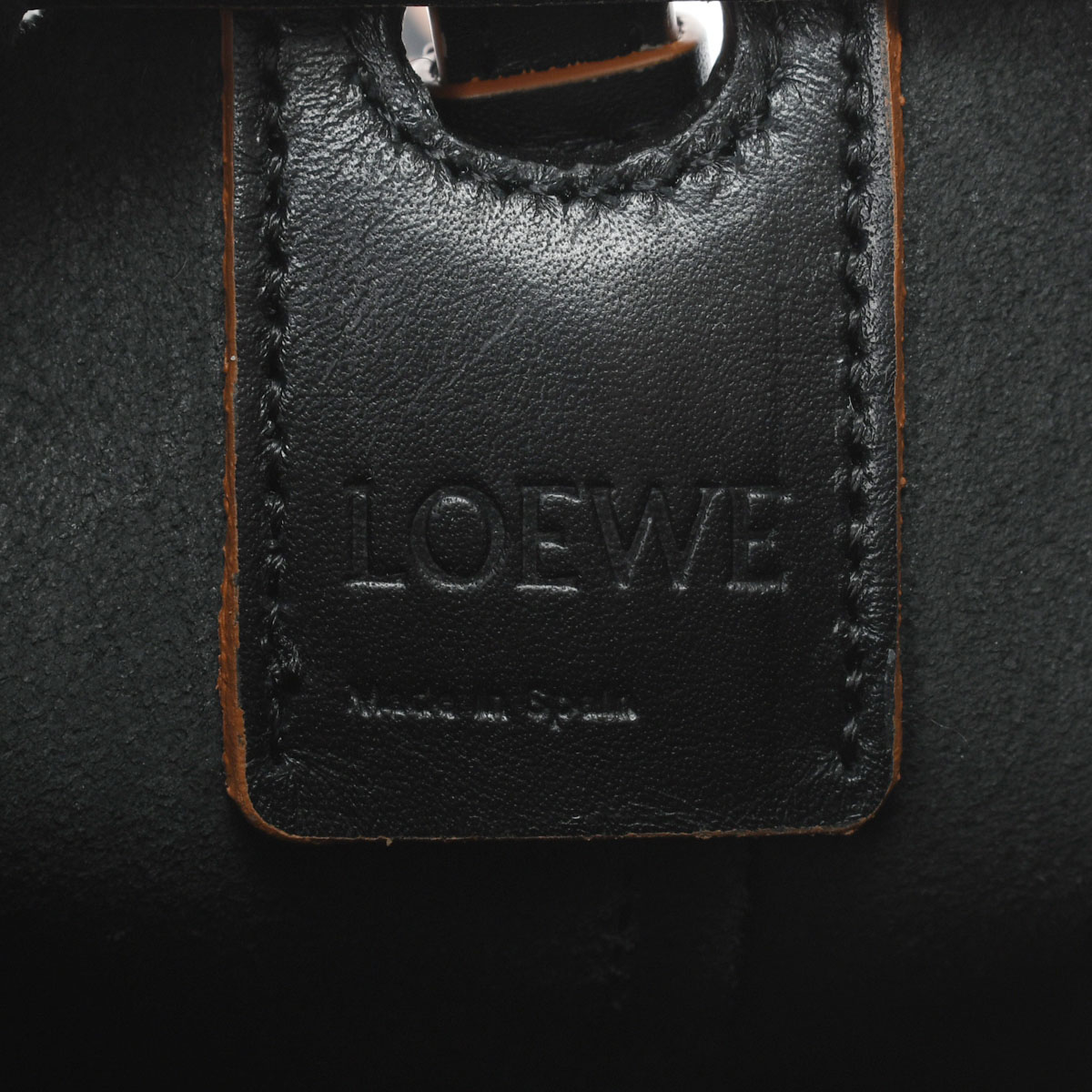 バッグ未使用 ロエベ LOEWE A710R85X01 レディース ショルダーバッグ ブラック ナパカーフ