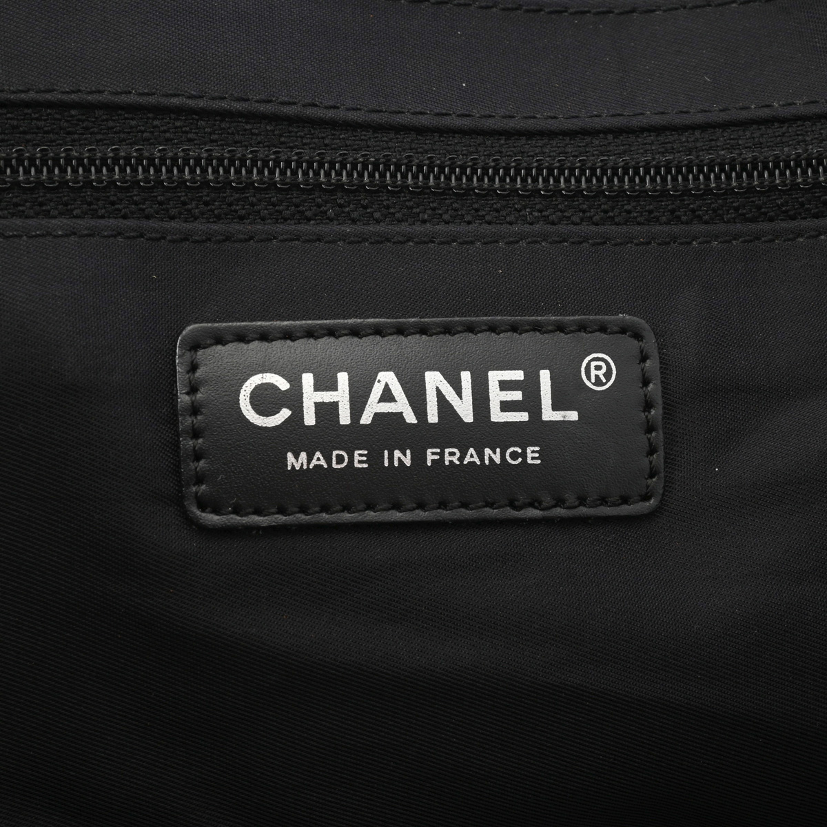 シャネルニュートラベルラインММマロン CHANEL （美品）シャネル ニュートラベルライン ウエストバッグ