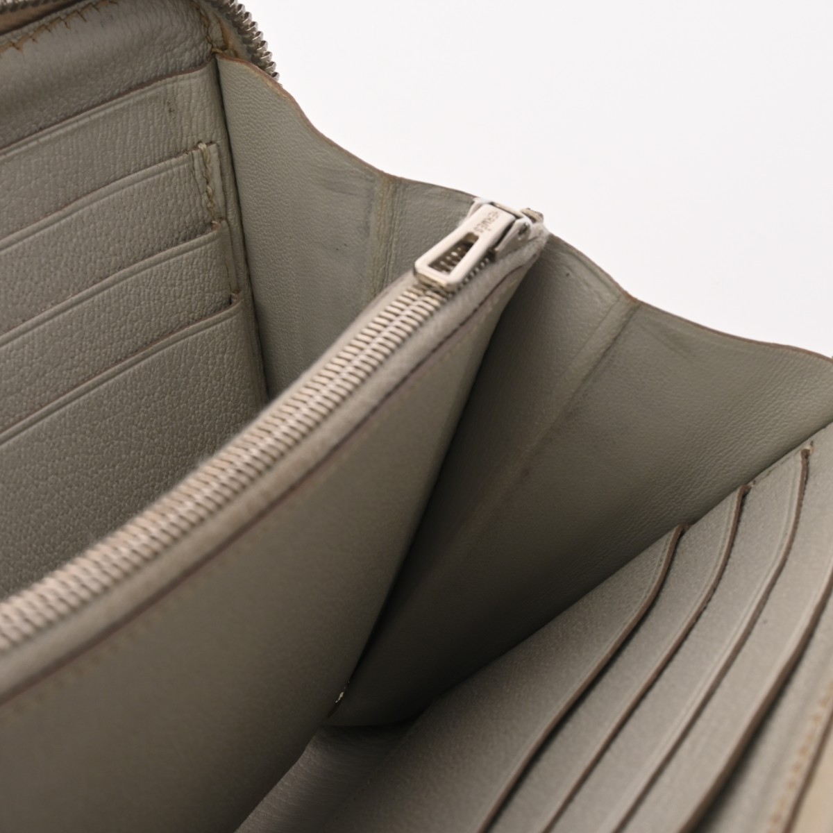 エルメス アザップロング シルクイン ベトン アリゲーターマット