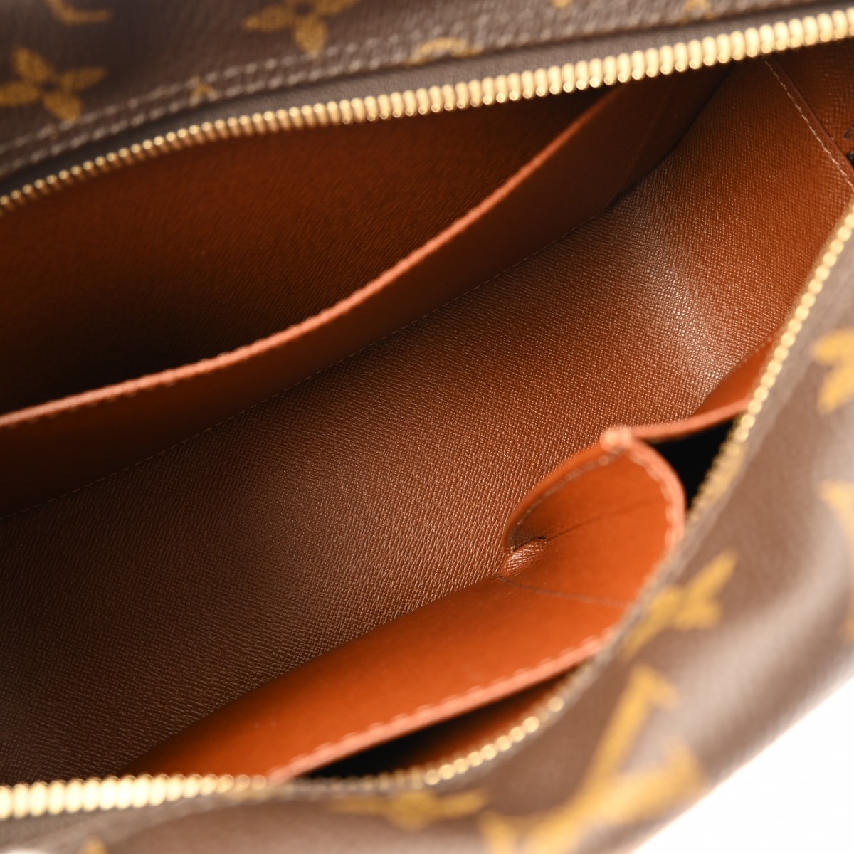 ルイ ヴィトン モノグラム シテ MM ブラウン M51182 モノグラム  