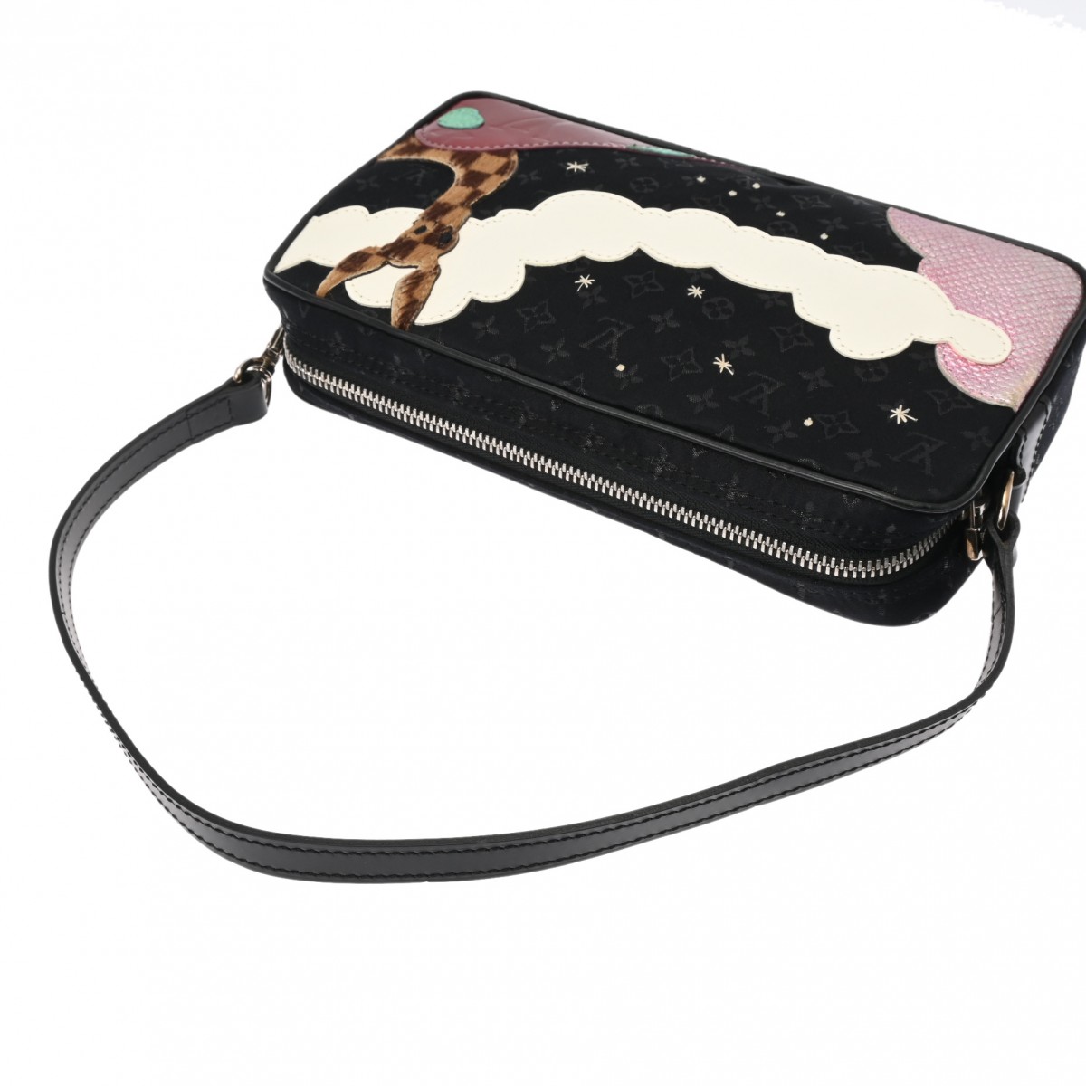 ルイヴィトン モノグラムサテン ポシェットコントドゥフェ