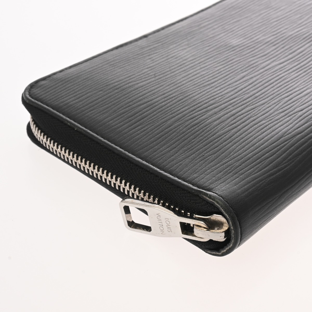 ルイヴィトン エピ ジッピー オーガナイザー 旧型 ノワール M60632