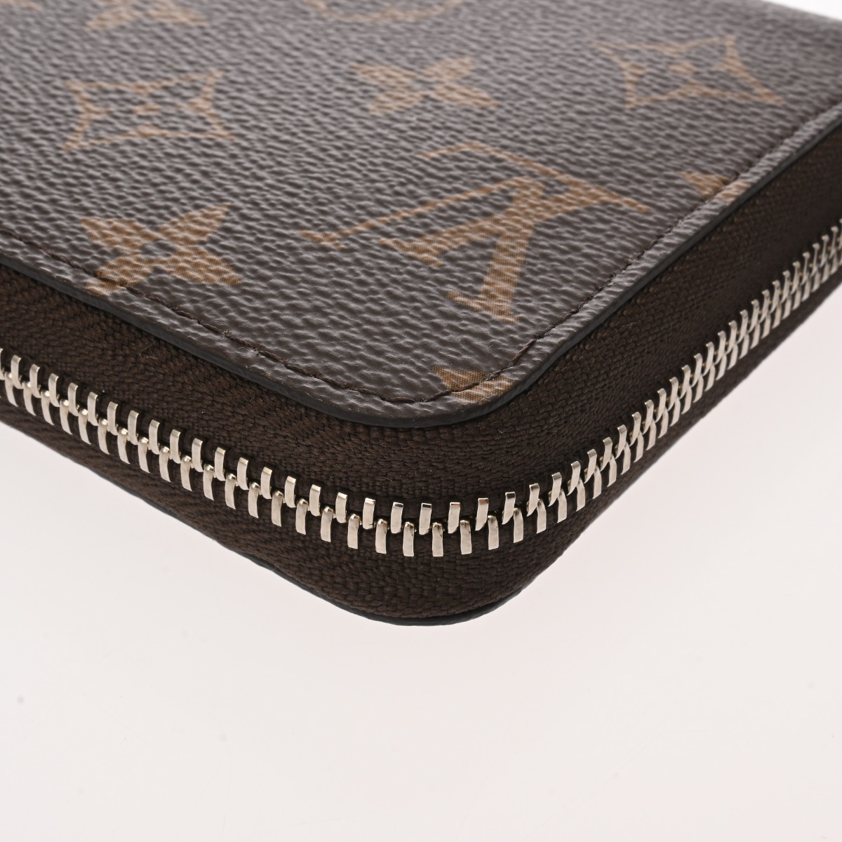 ルイ ヴィトン モノグラム ジッピーウォレット ウォッシュド