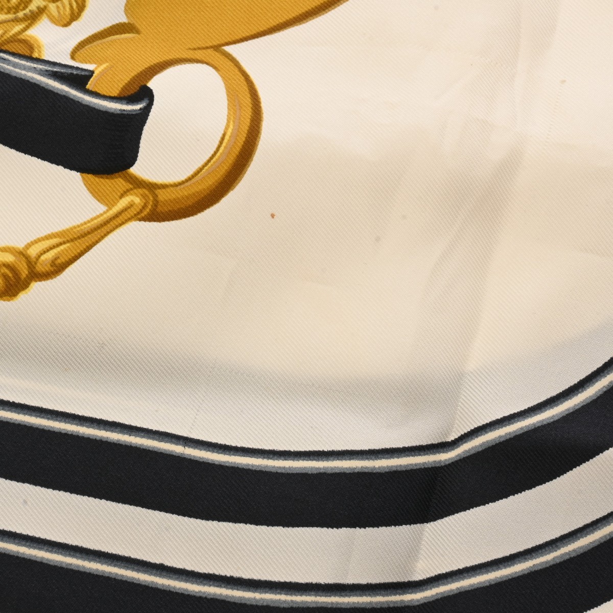 エルメス カレ 90 BRIDES DE GALA マルチカラー シルク100 エルメス カレ 90 BRIDES DE GALA マルチカラー シルク100