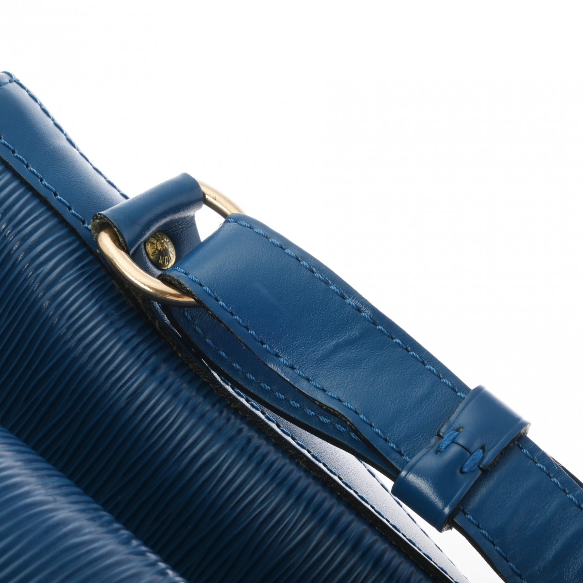 LOUIS VUITTON ルイ・ヴィトン/ノエ/エピ/トレドブルー/M44005/AR0***/ABランク/84【中古】 LOUIS VUITTON - LOUIS VUITTON(ルイヴィトン) ショルダーバッグ エピ