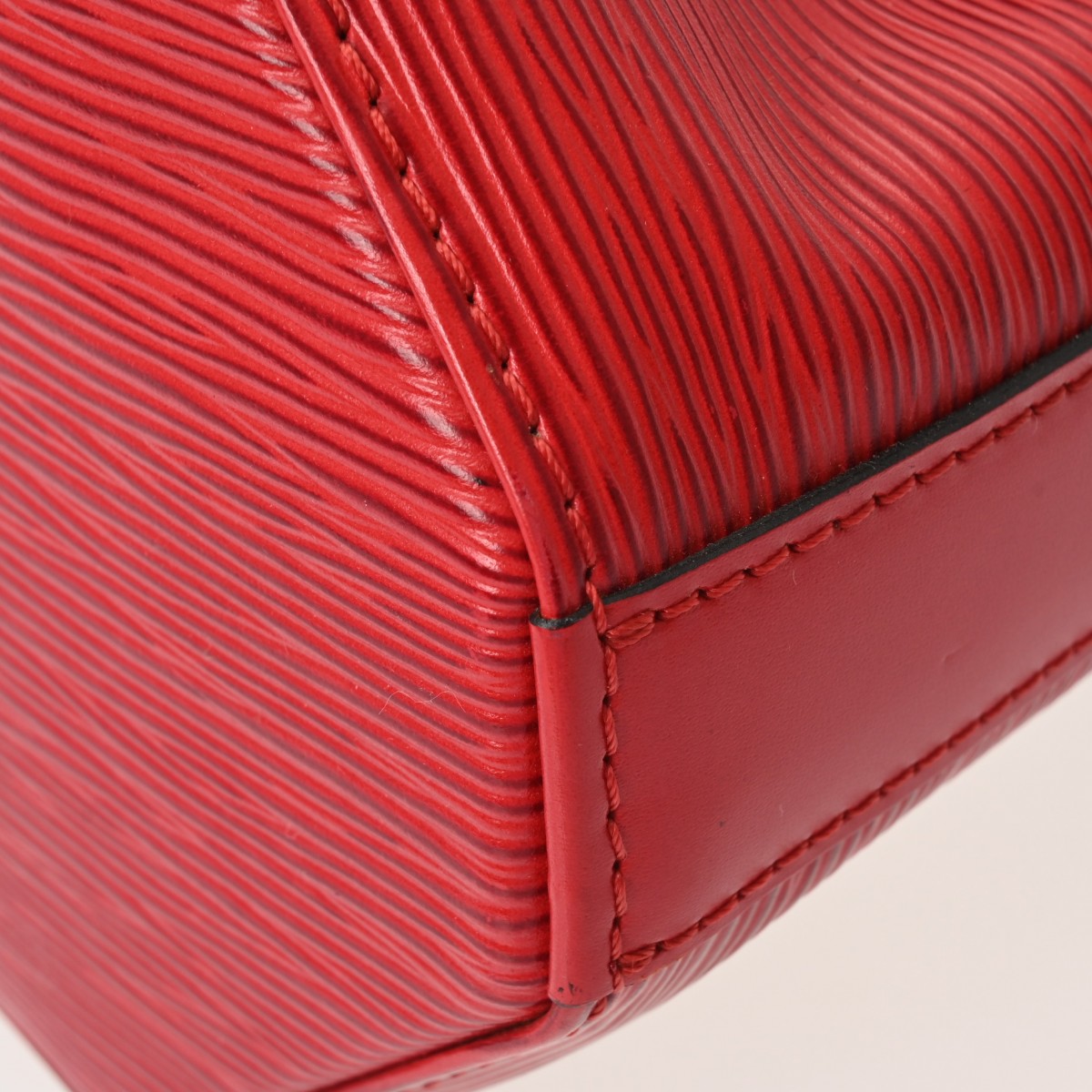 ルイ ヴィトン エピ サックデポール PM カスティリアンレッド M80207