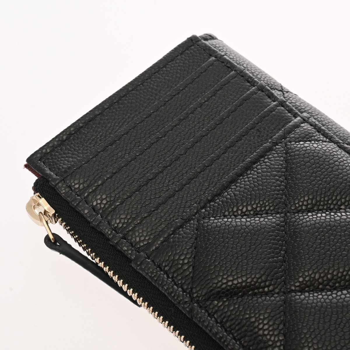 シャネル マトラッセ クラシック ジップ カードケース ブラック