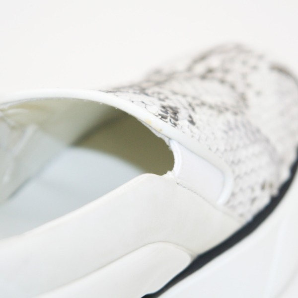 LOUIS VUITTON スニーカー スウェード ホワイト/白靴