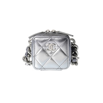シャネル マトラッセ キューブ チェーンショルダー シルバー ラムスキン レディース バッグ 【bag】