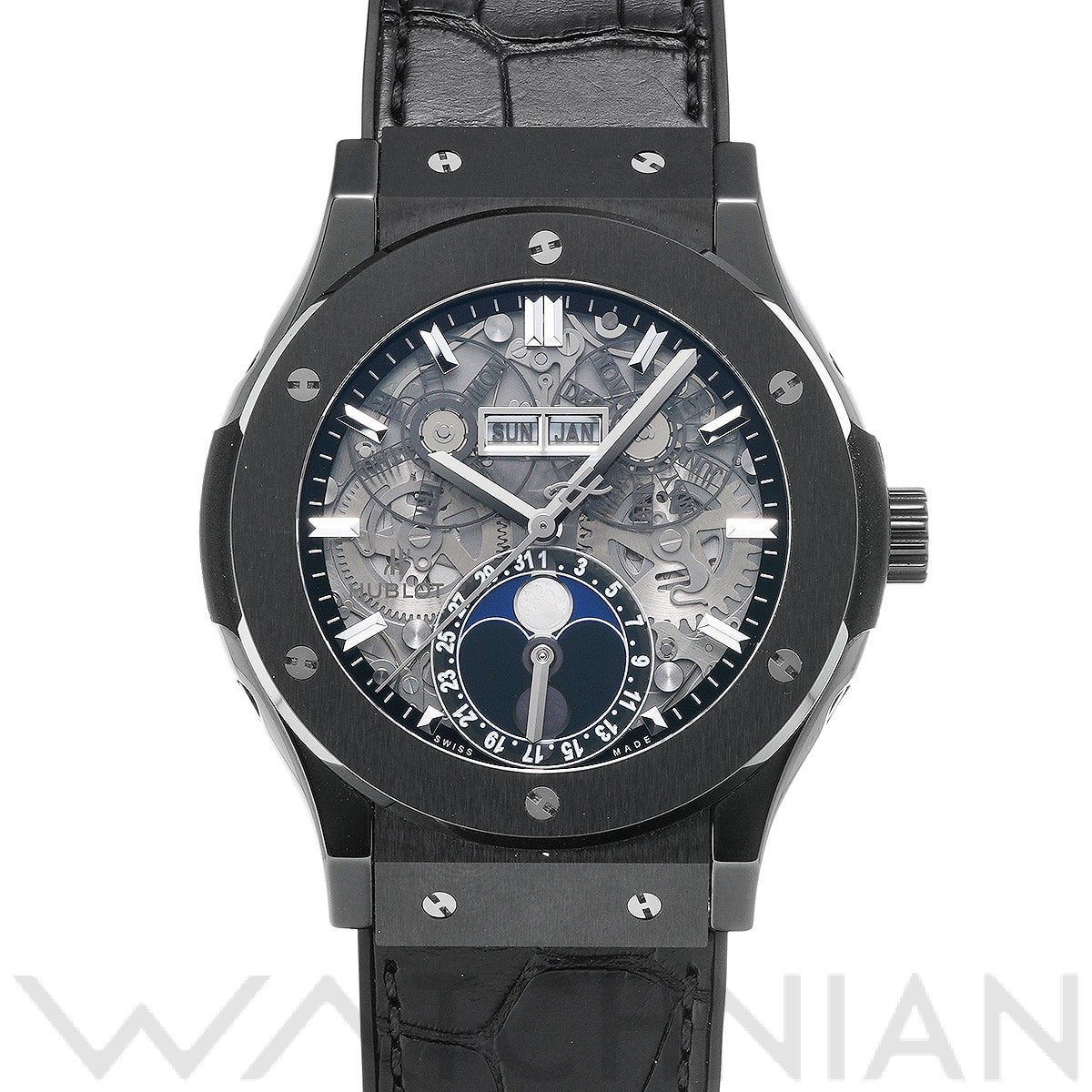 クラシックフュージョン アエロフュージョン ムーンフェイズ ブラックマジック 517.CX.0170.LR スケルトン ウブロ HUBLOT メンズ 【中古】