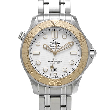 オメガ シーマスター ダイバー300 コーアクシャル マスタークロノメーター パリ2024 522.21.42.20.04.001 ホワイト メンズ 時計 【中古】【wristwatch】