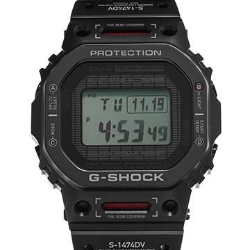 時計 CASIOG-SHOCK GMW-B5000TVA-1JR s-l400.jpg