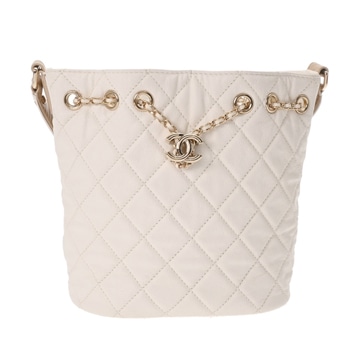 シャネル マトラッセ ショルダーバッグ ホワイト ソフトキャビアスキン レディース バッグ 【中古】【bag】