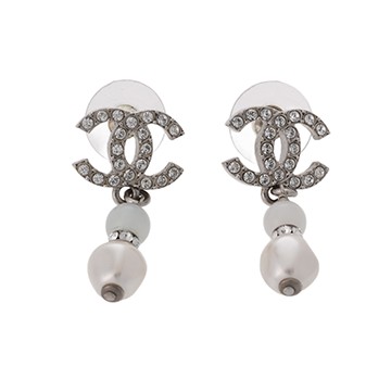 シャネル ピアス シルバー/ホワイト メタル/メタル/レジンパール/ストラス レディース ジュエリー 【中古】【jewelry】