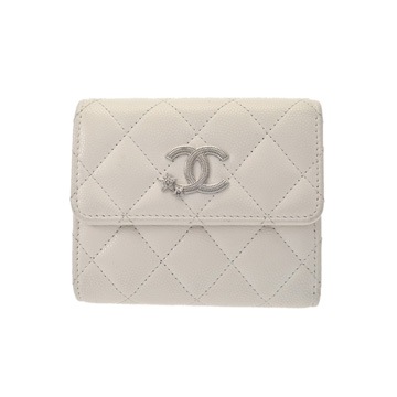 シャネル マトラッセ スモールフラップウォレット  ホワイト グレインドカーフスキン レディース 財布 【中古】【purse】