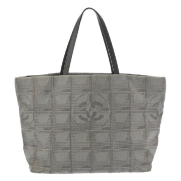 シャネル トート MM ニュートラベル グレー A47147 ナイロン/レザー レディース バッグ 【中古】【bag】
